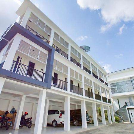 Oyo 3279 Joy Residence Самаринда Екстериор снимка