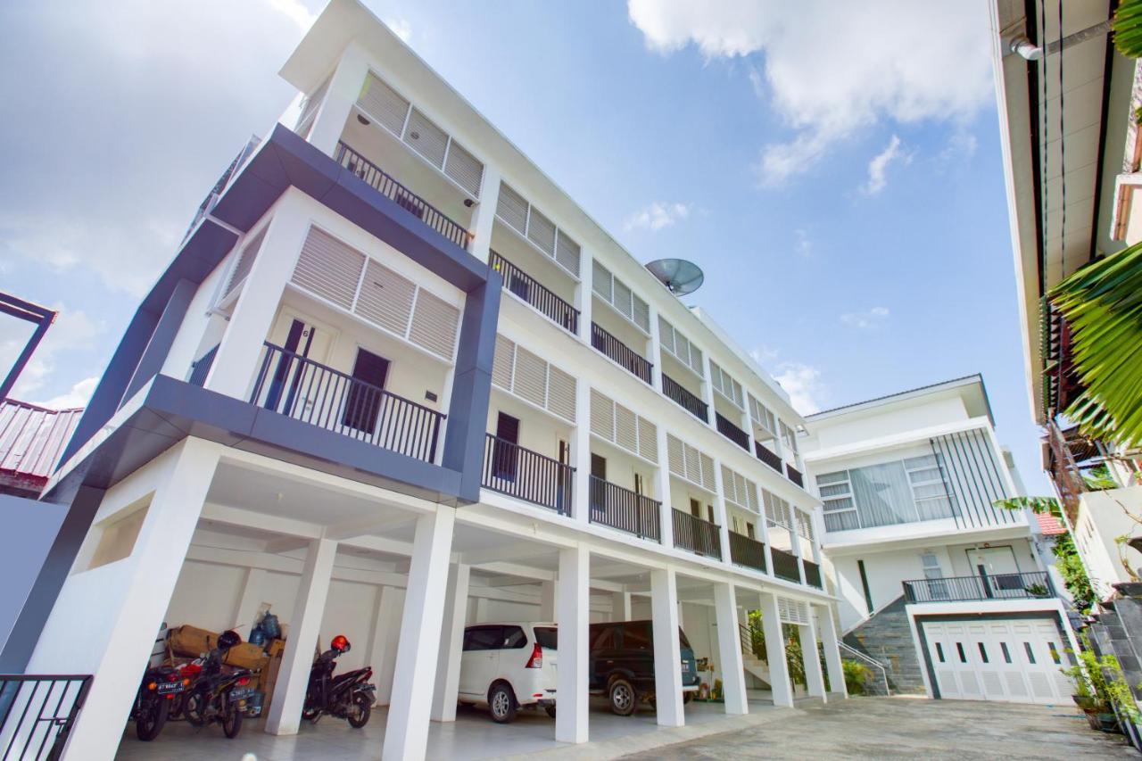 Oyo 3279 Joy Residence Самаринда Екстериор снимка