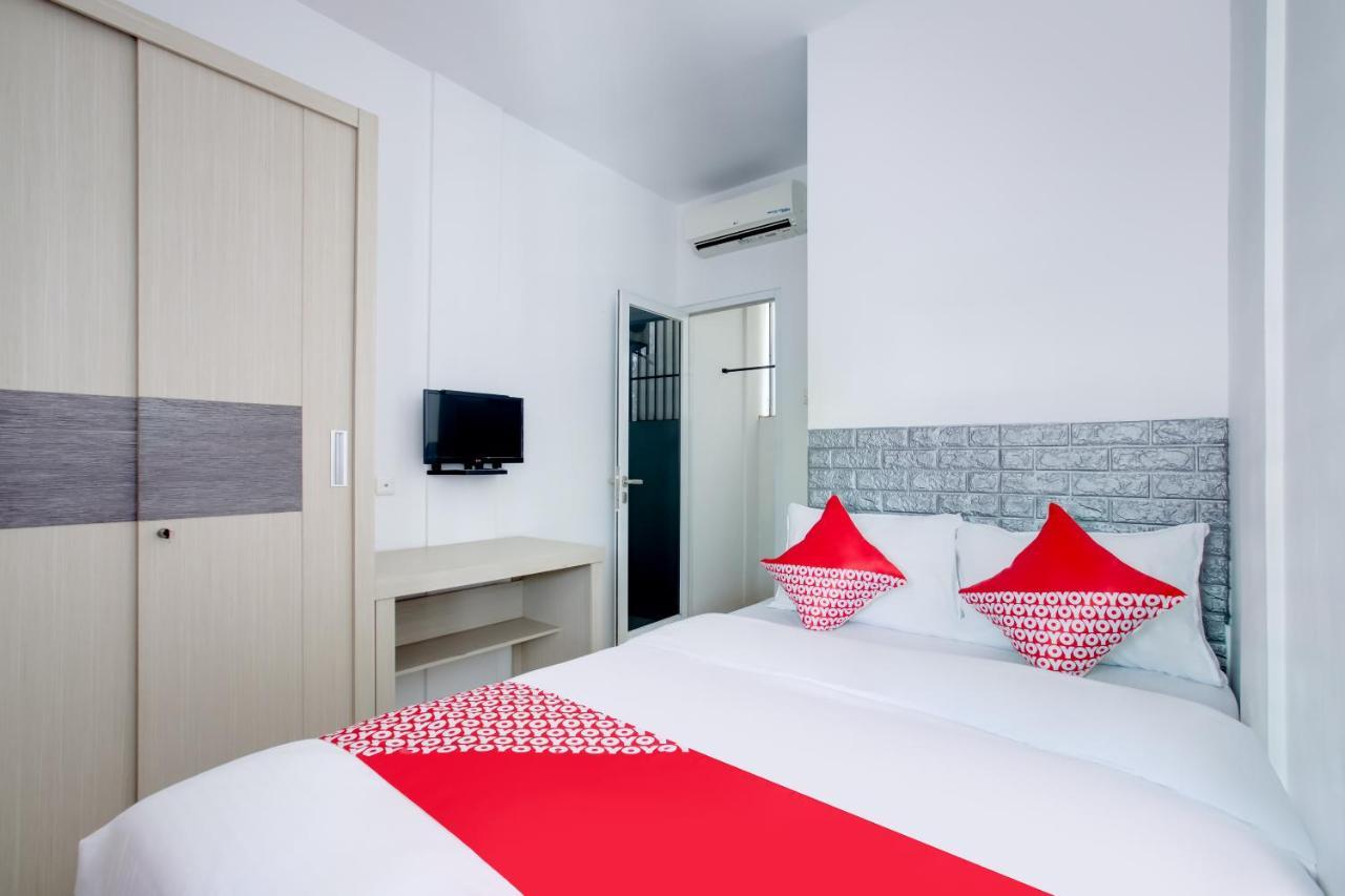 Oyo 3279 Joy Residence Самаринда Екстериор снимка